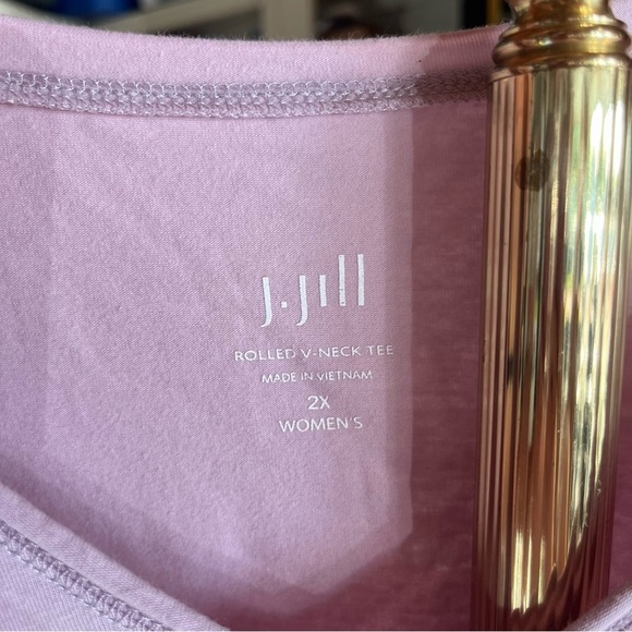 J. Jill Lot of Two Tees Vibrant Orange Whisper Cotton And Purple Rolled V-neck - Picture 12 of 16